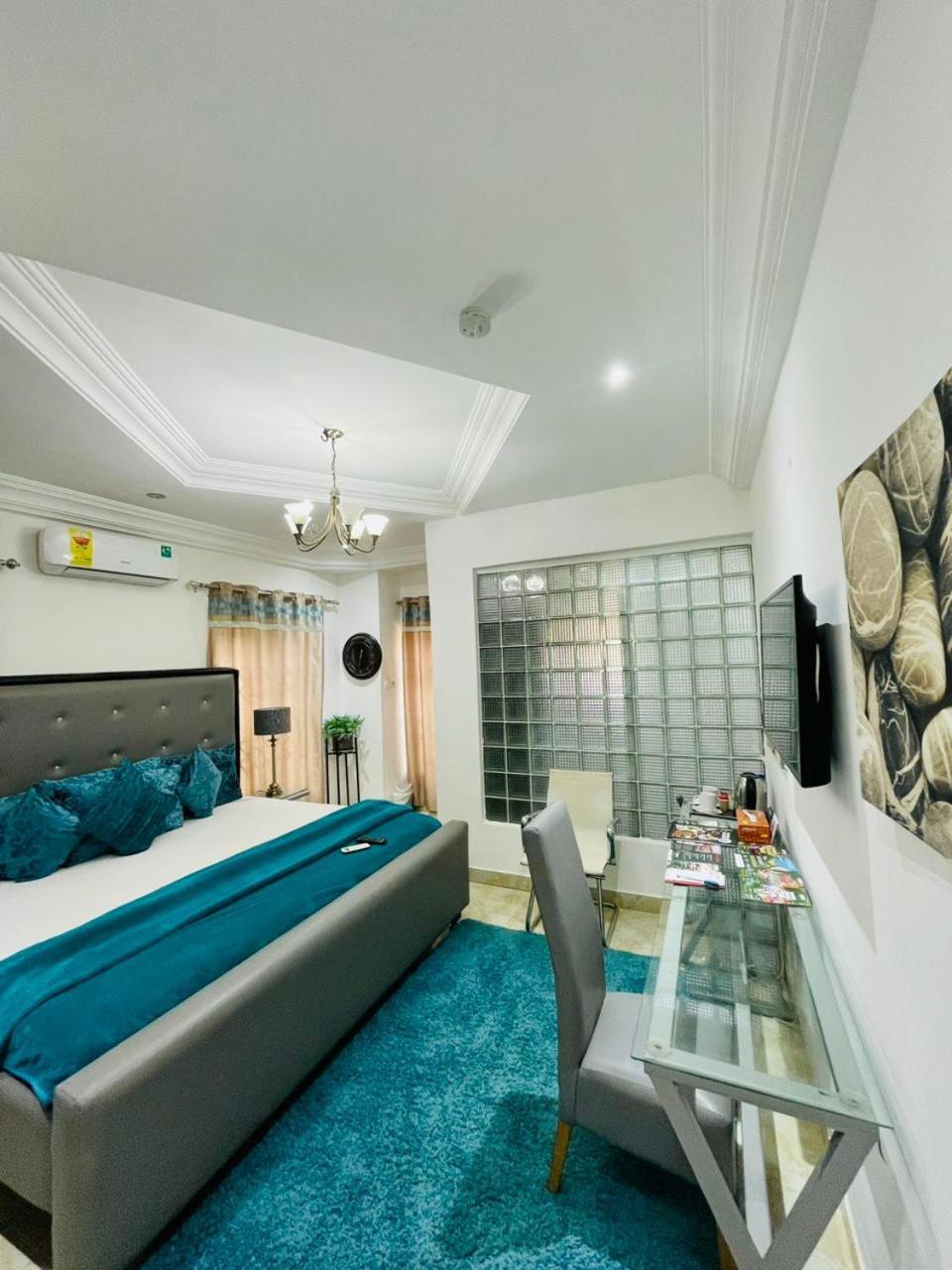 Perriman Hotel Kokrobite エクステリア 写真